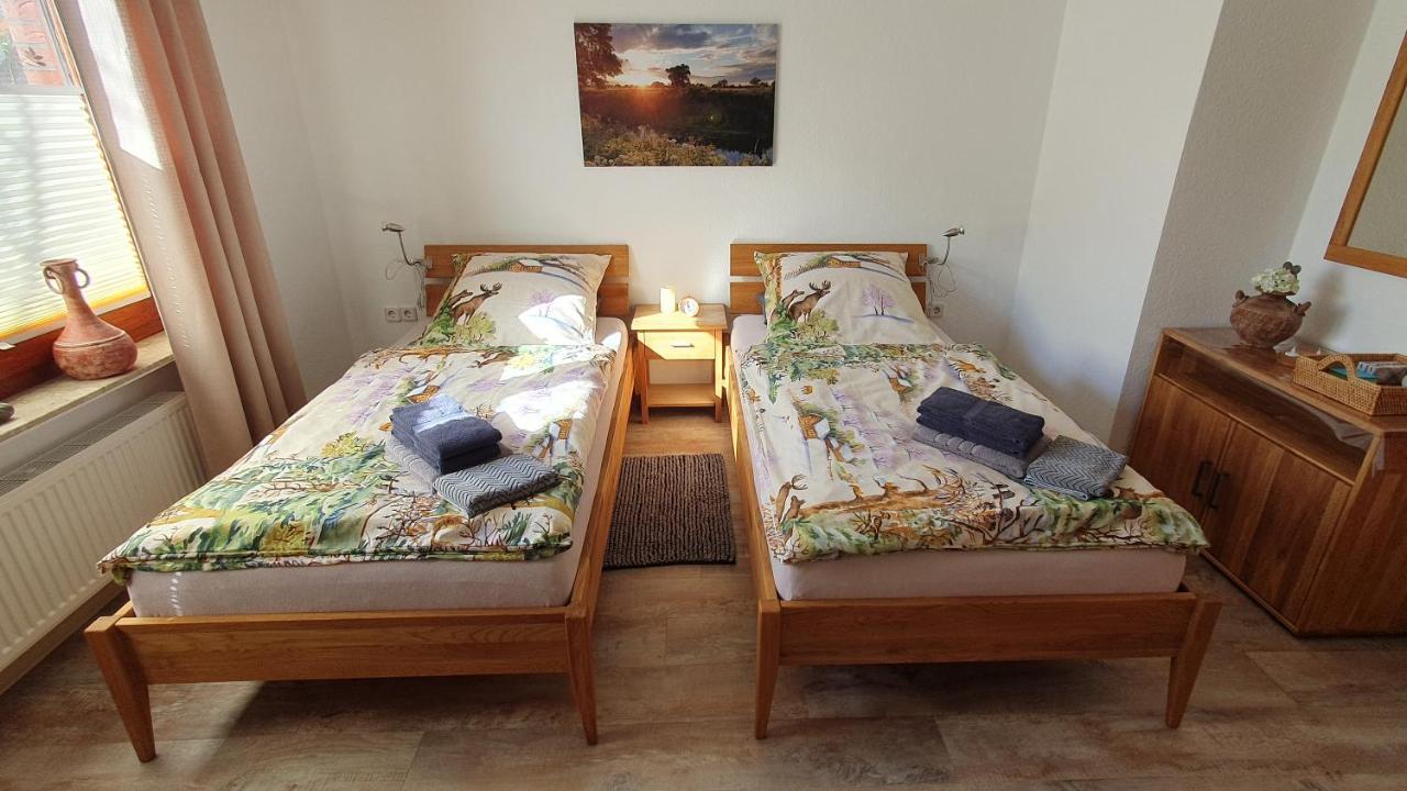 Ruhige Gastesuite Mit Fruhstuck Rhauderfehn Bagian luar foto